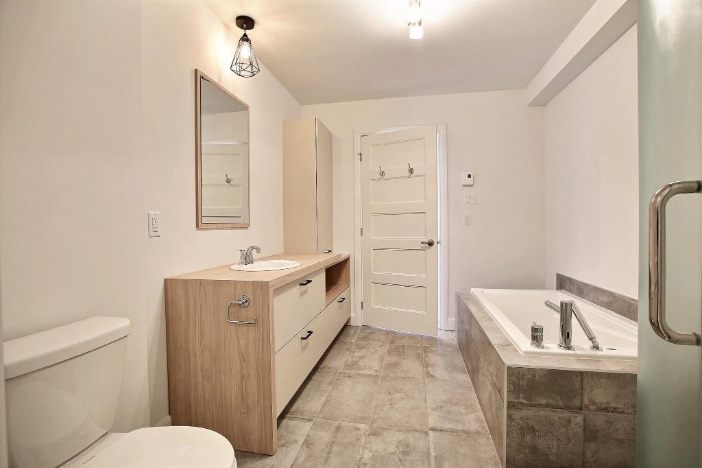 1ER MOIS GRATUIT : Condo à louer Pont-Rouge 5
