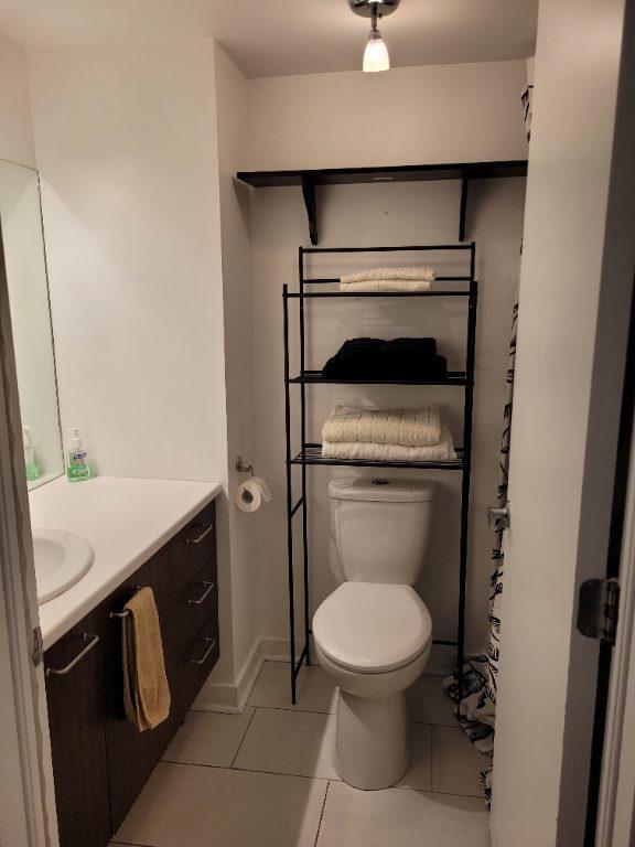 Condo studio Saint-Léonard tout tout compris 4
