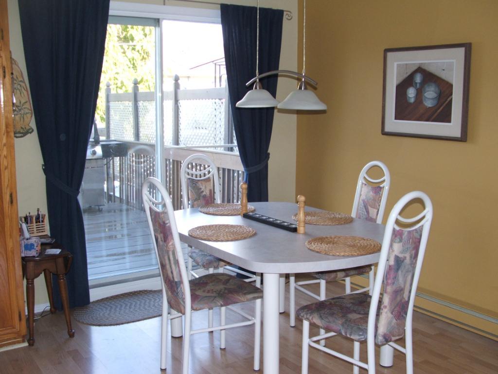 CO-LOCATAIRE DANS UNE MAISON (pour femme seulement) touts inclus. — photo 1