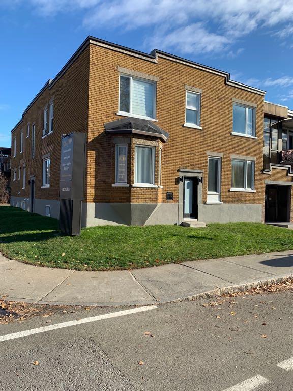 1596 3e Ave — photo 1
