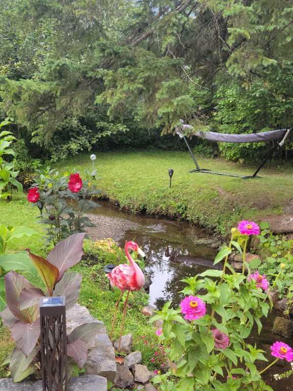 Superbe cottage avec spa intérieur Used for rent in StSauveur LesPAC