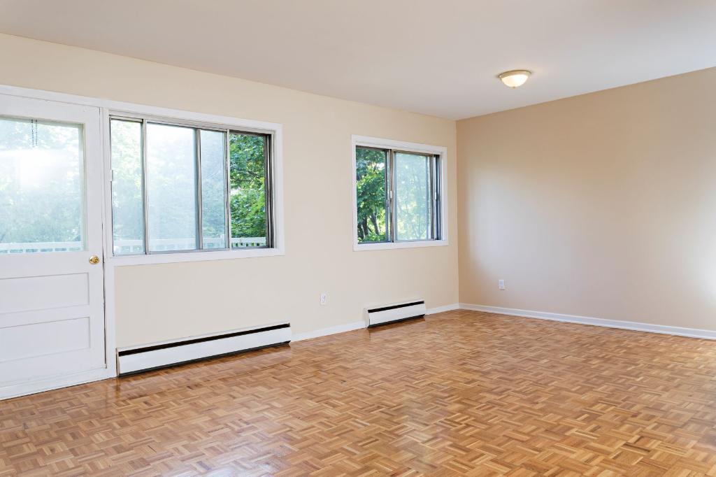 (Concorde) Appartement 3 1/2 à louer à Laval près du Centre de la Nature 5