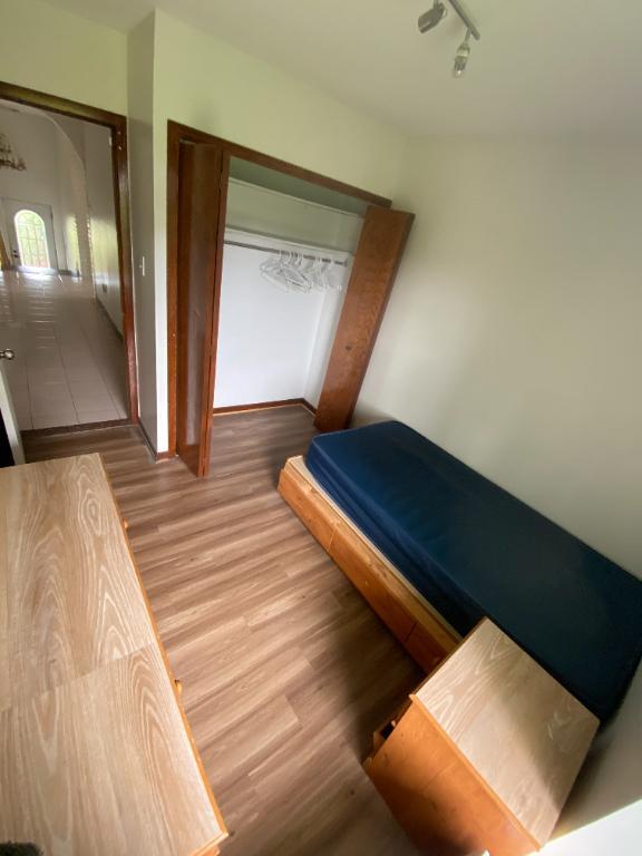 Maison de  chambres pour 12 personnes à louer à Laval près métron de la Concorde 4