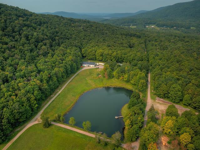 Érablière en exploitation, cabane à sucre et équipements inclus, site exceptionnel, Lac Brome près de Bromont, Estrie — photo 3
