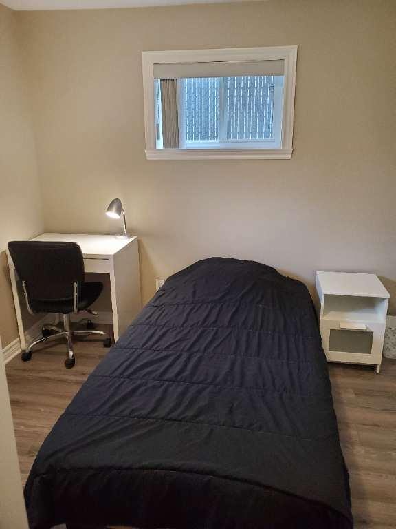 Chambre meublée à louer à Laval — photo 3