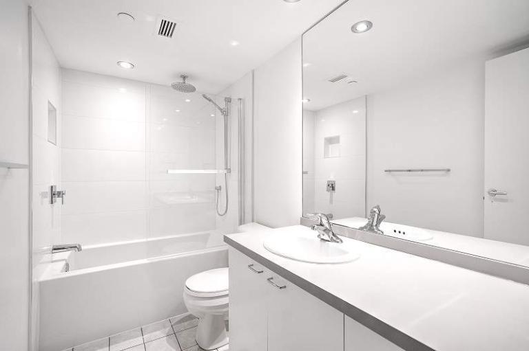 3450 Rue Drummond — photo 3