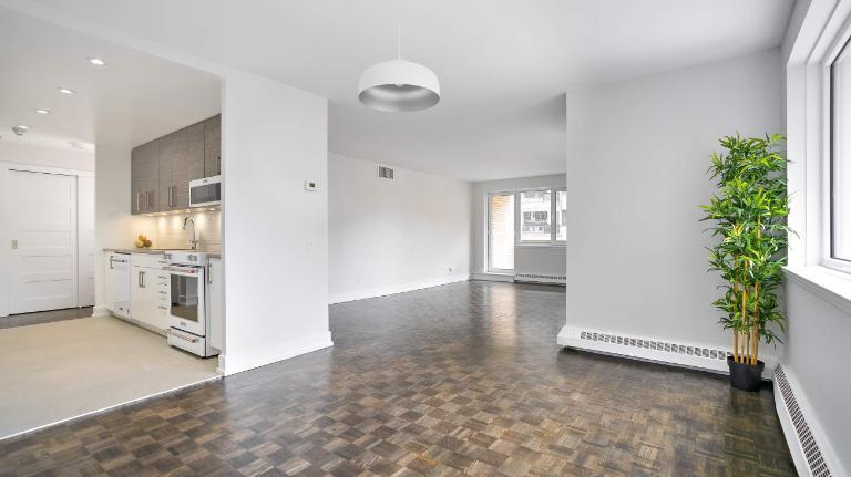 3450 Rue Drummond — photo 3