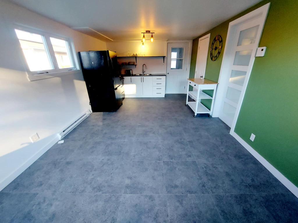 Petite maison à louer à TémiscouatasurleLac, secteur Cabano à louer