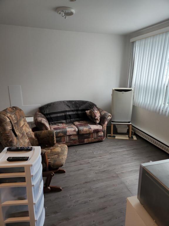 2 ET DEMI LIBRE LE 1ER FÉVRIER 2025 à louer à Alma