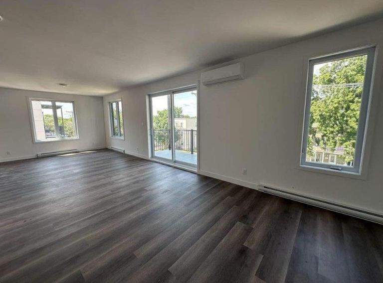 5 1/2 style condo à louer 4