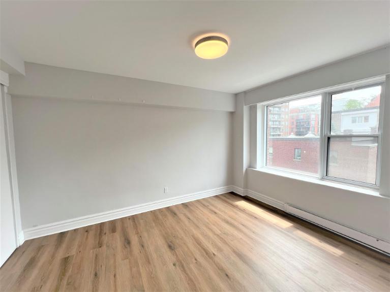 3787 Chemin de la Côte-des-Neiges — photo 3