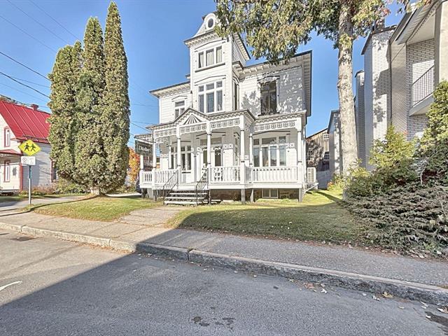 383 387 Rue St-Joseph — photo 1