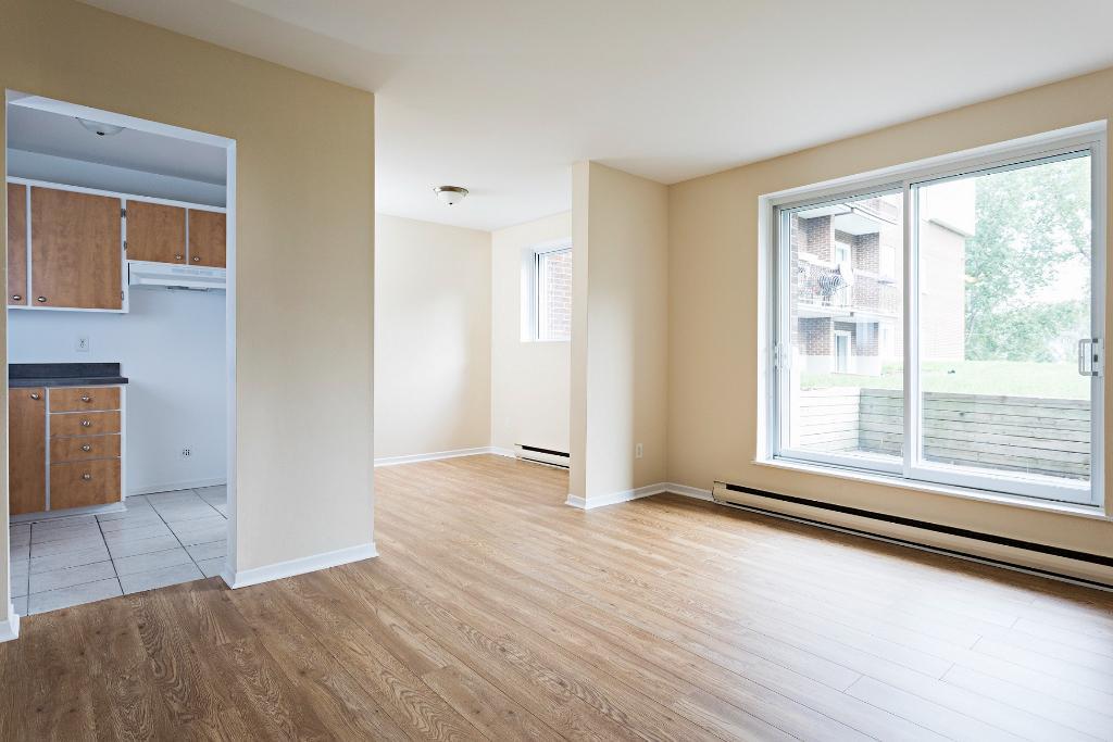 12610 Rue Notre-Dame Est — photo 1