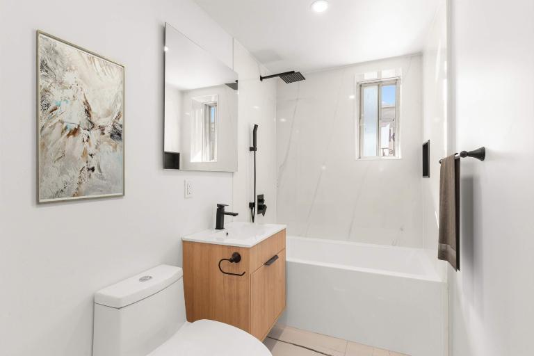 2 CH - 1 SDB - Montréal - $1,930 /mo 4