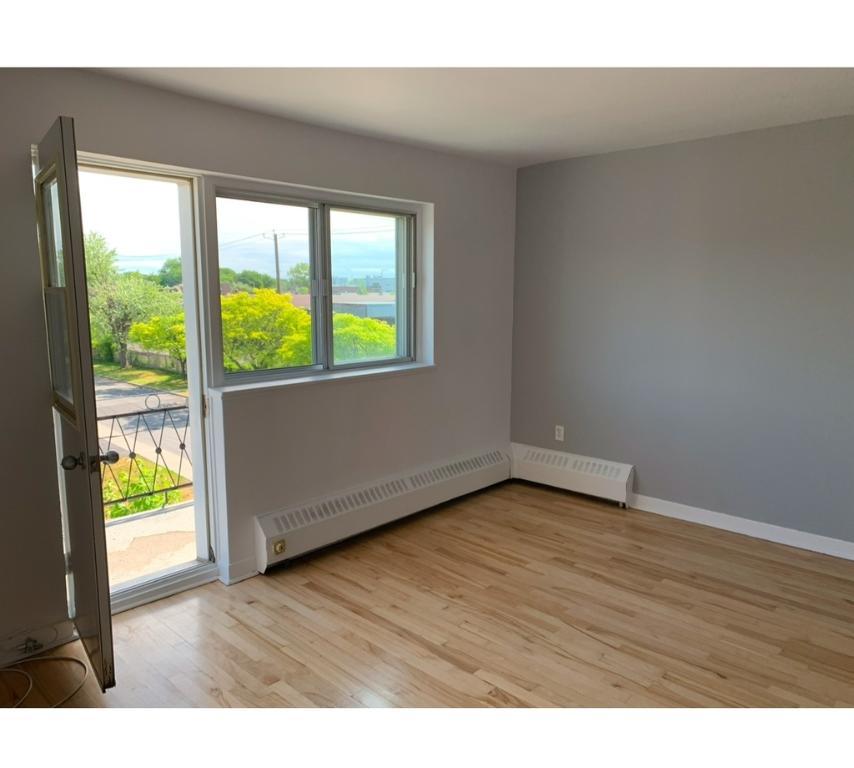 695 Av Birch St-Lambert — photo 3