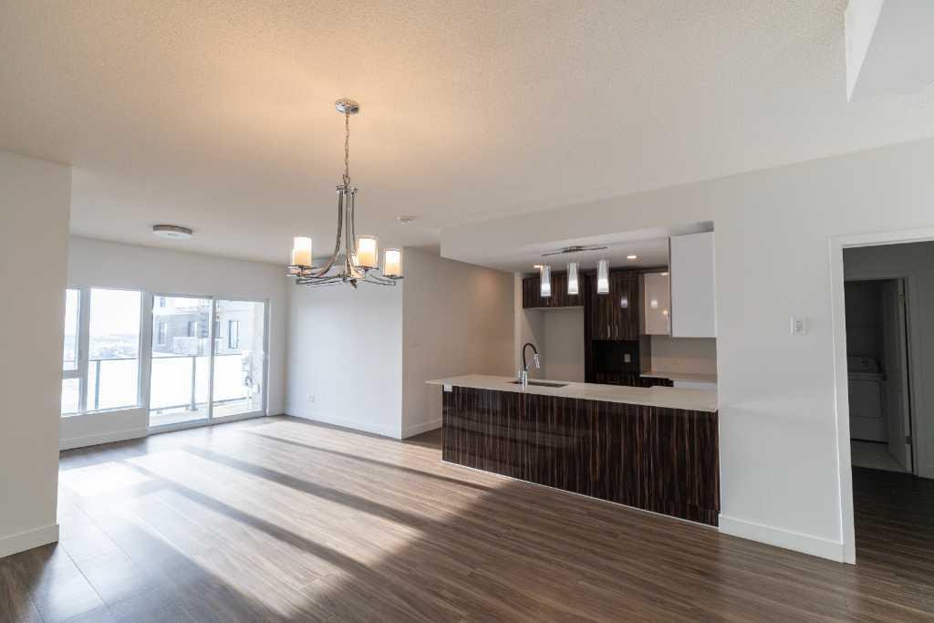 3580 Boulevard Saint-Elzéar Ouest — photo 1