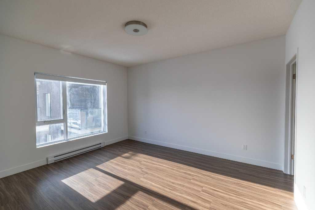 3580 Boulevard Saint-Elzéar Ouest — photo 3