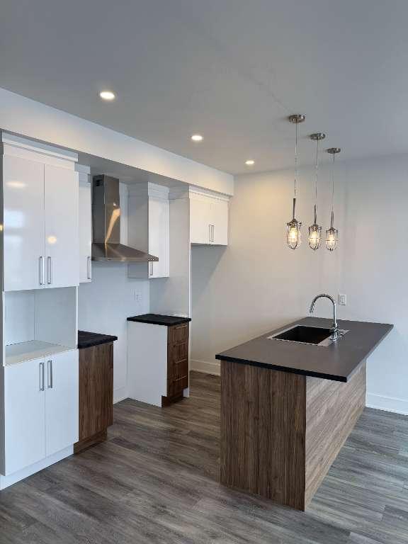 2542 Route Marie-Victorin — photo 1
