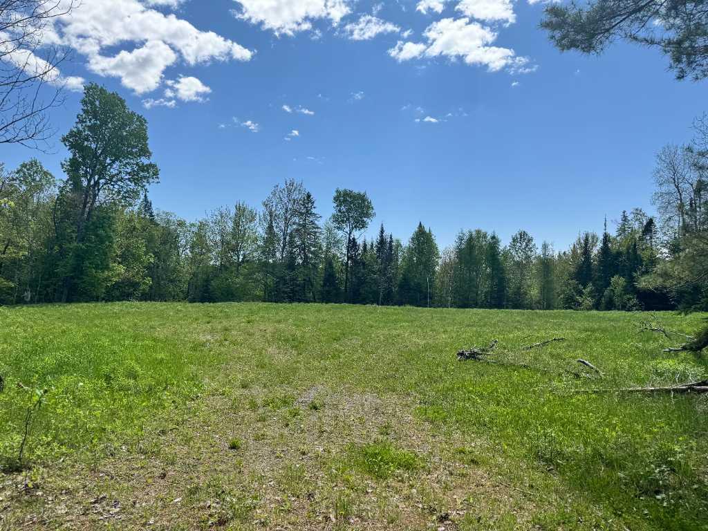 210 Rue Perry, Morin-Heights, QC, Canada — photo 1