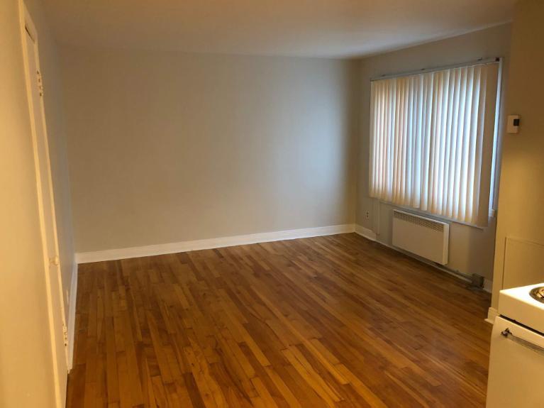 8191 Rue St-Hubert — photo 3