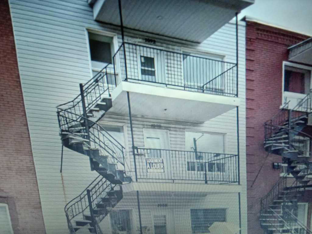 1092 Rue Ste Ursule — photo 1