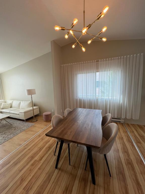 Condo meublé — photo 1