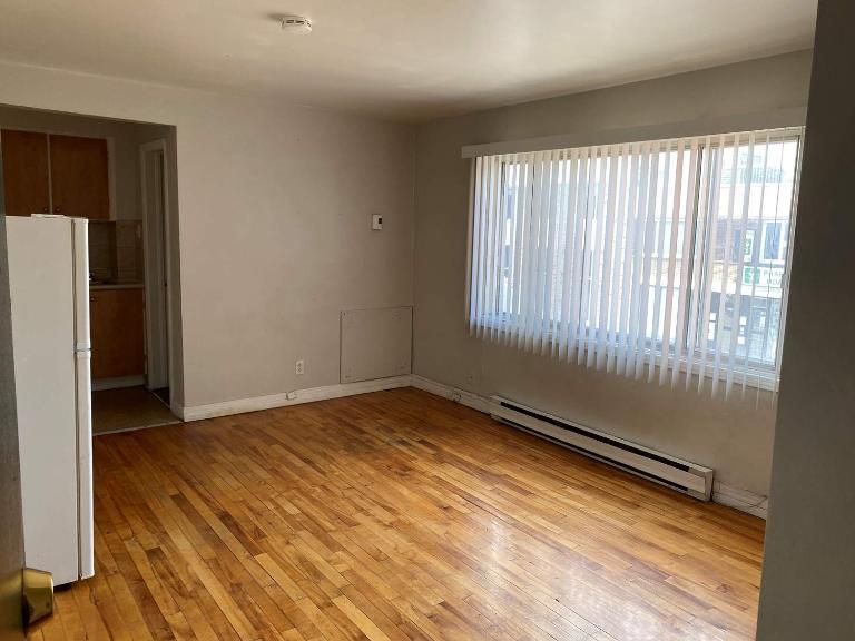 8191 Rue St-Hubert — photo 3