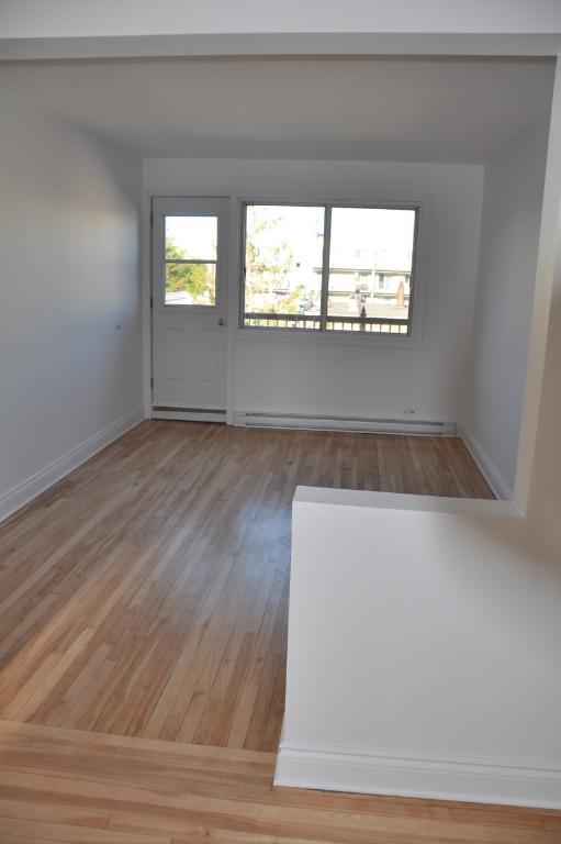 2330 Rue Duff Court — photo 2