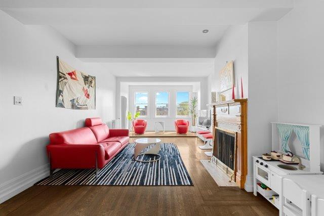 1120 Avenue Bernard, Outremont, QC, Canada — photo 1