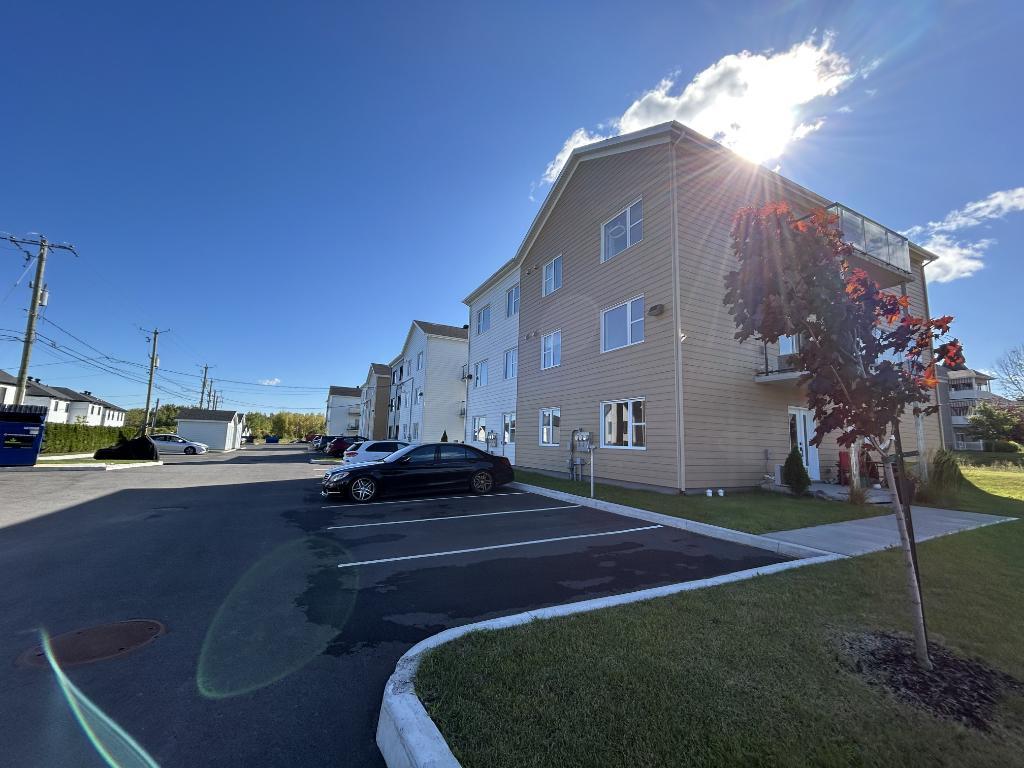 Condo locatif récent 4 1/2 secteur Charny 2e étage dès maintenant 2