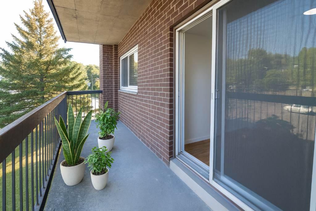 Complexe du Parc | Studio à Louer | Studio for Rent | Sherbrooke 4
