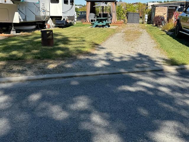 264, App. 213 — photo 2