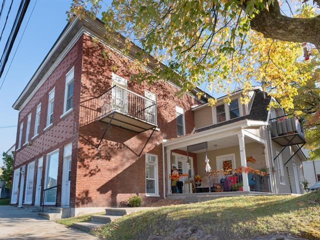 60 66 Rue Angus N. — photo 3