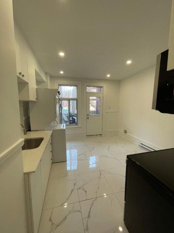 2 CH - 1 SDB - Montréal - $1,795 /mo 5