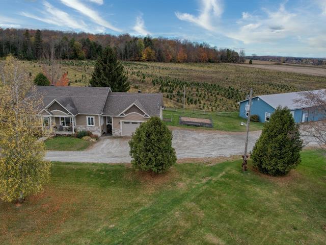 5825 Ch. Therriault — photo 1