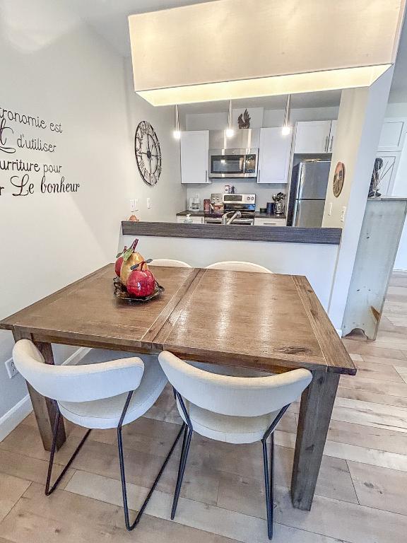 569 Iberville Boulevard, Repentigny, QC, Canada — photo 3