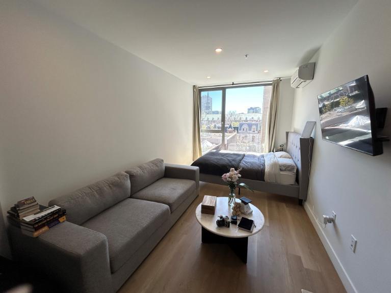 ✨ Loft à louer – Bishop Embassy (Centre-ville de Montréal) ✨ 3