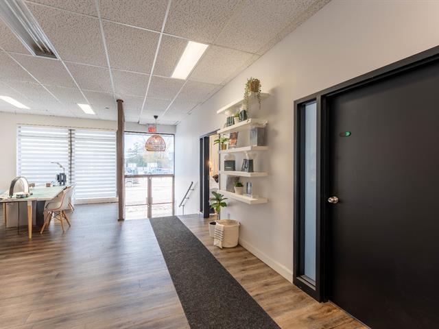 2117 Boul. du Curé-Labelle — photo 3