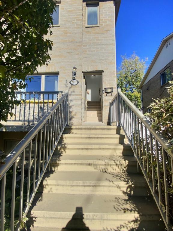 7397 Avenue Mousseau — photo 1