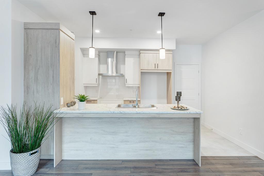 Condo locatif moderne 2 chambres – Plafonds 9 pieds et ascenseur! 5