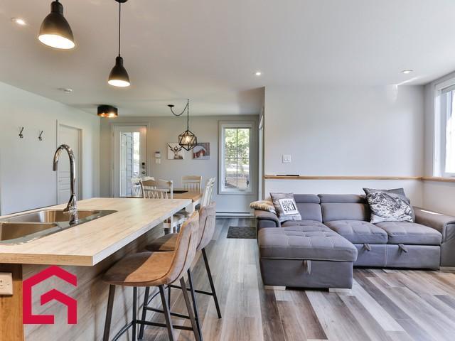 239 Rue des Deux-Montagnes — photo 3