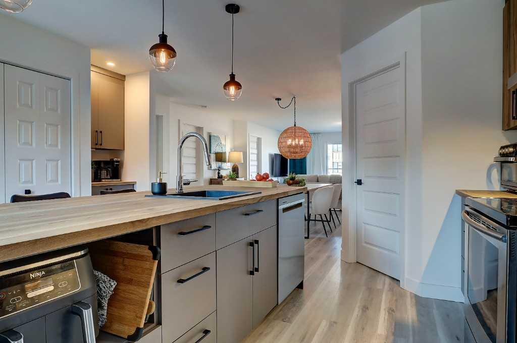233 Rue de Mgr Signay — photo 2
