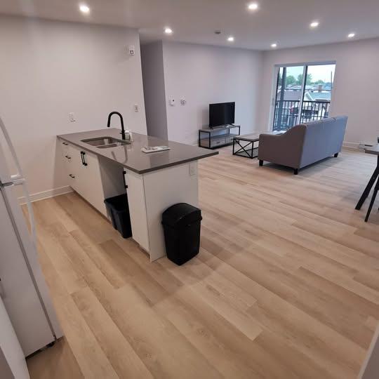 17715 Avenue Lussier — photo 3