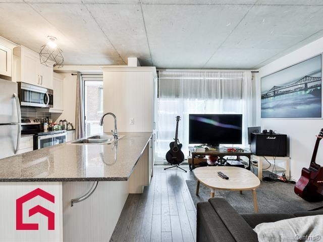 1235, App. 320 — photo 1