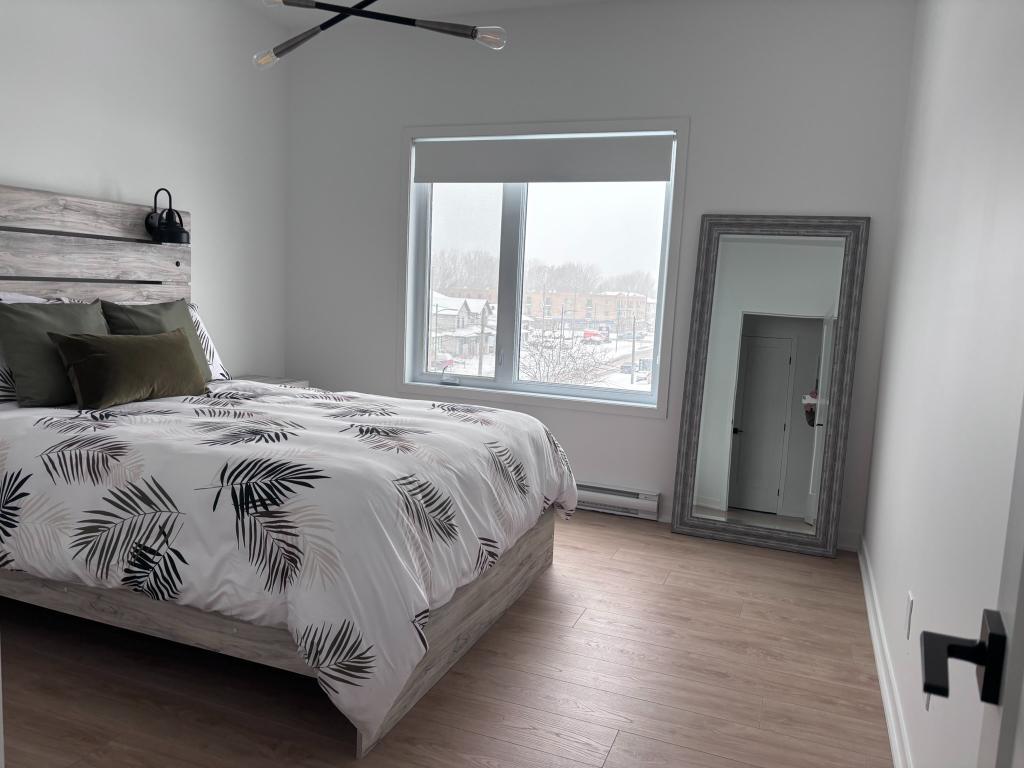 1155 Rue Centrale — photo 2