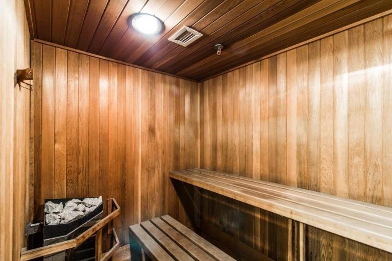Studio - Montréal - $1,850 /mo 5