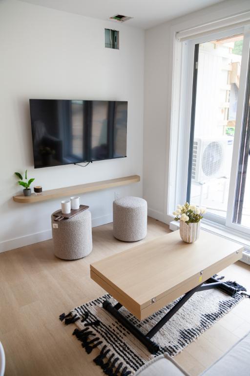 Unité Mackenzie — Modèle rez-de-jardin | 2 chambres | Terrasse privée 5