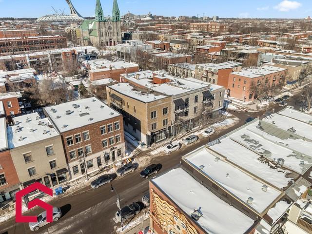 4137 4139 Rue Ste-Catherine E. — photo 3