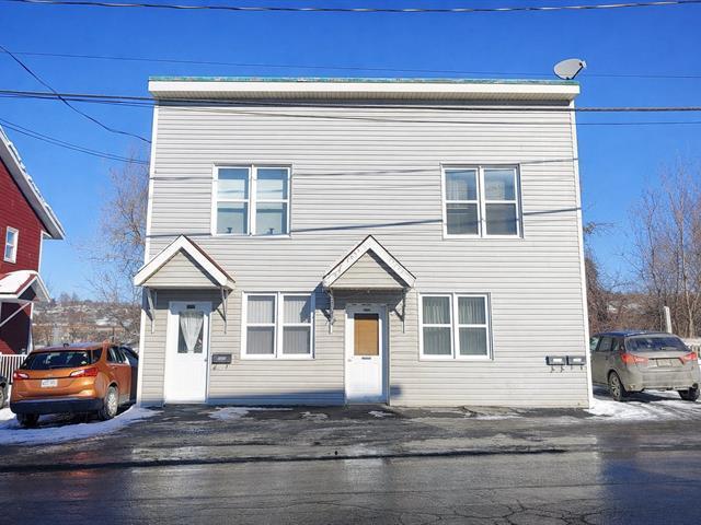 2005 2009 1e Avenue — photo 2