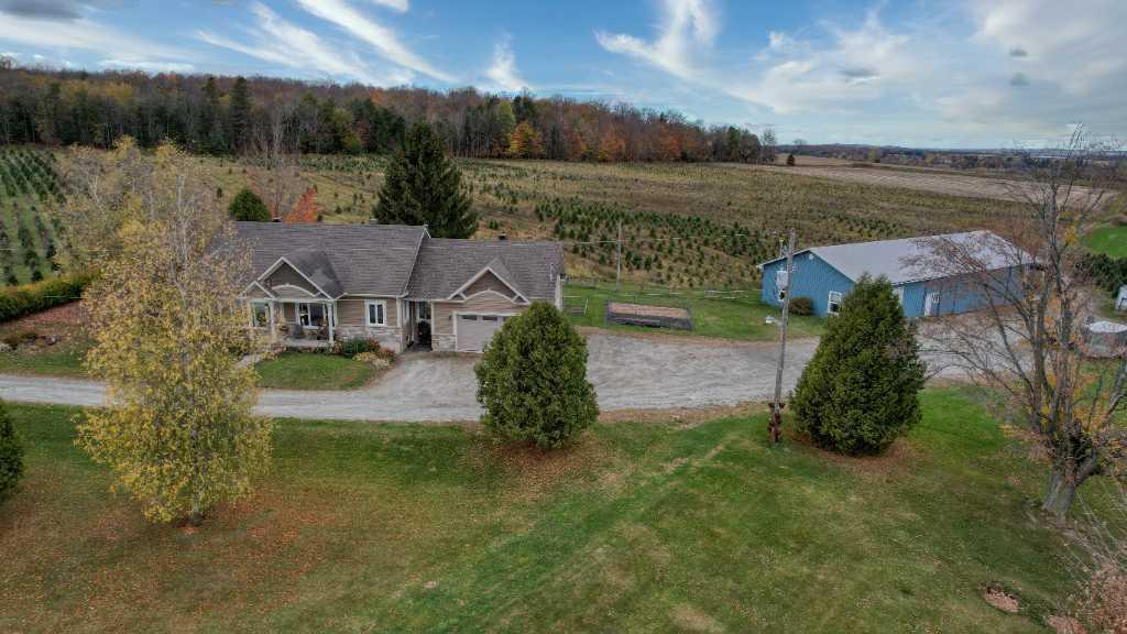 5825 Chemin Therriault, Cookshire-Eaton, QC, Canada — photo 2
